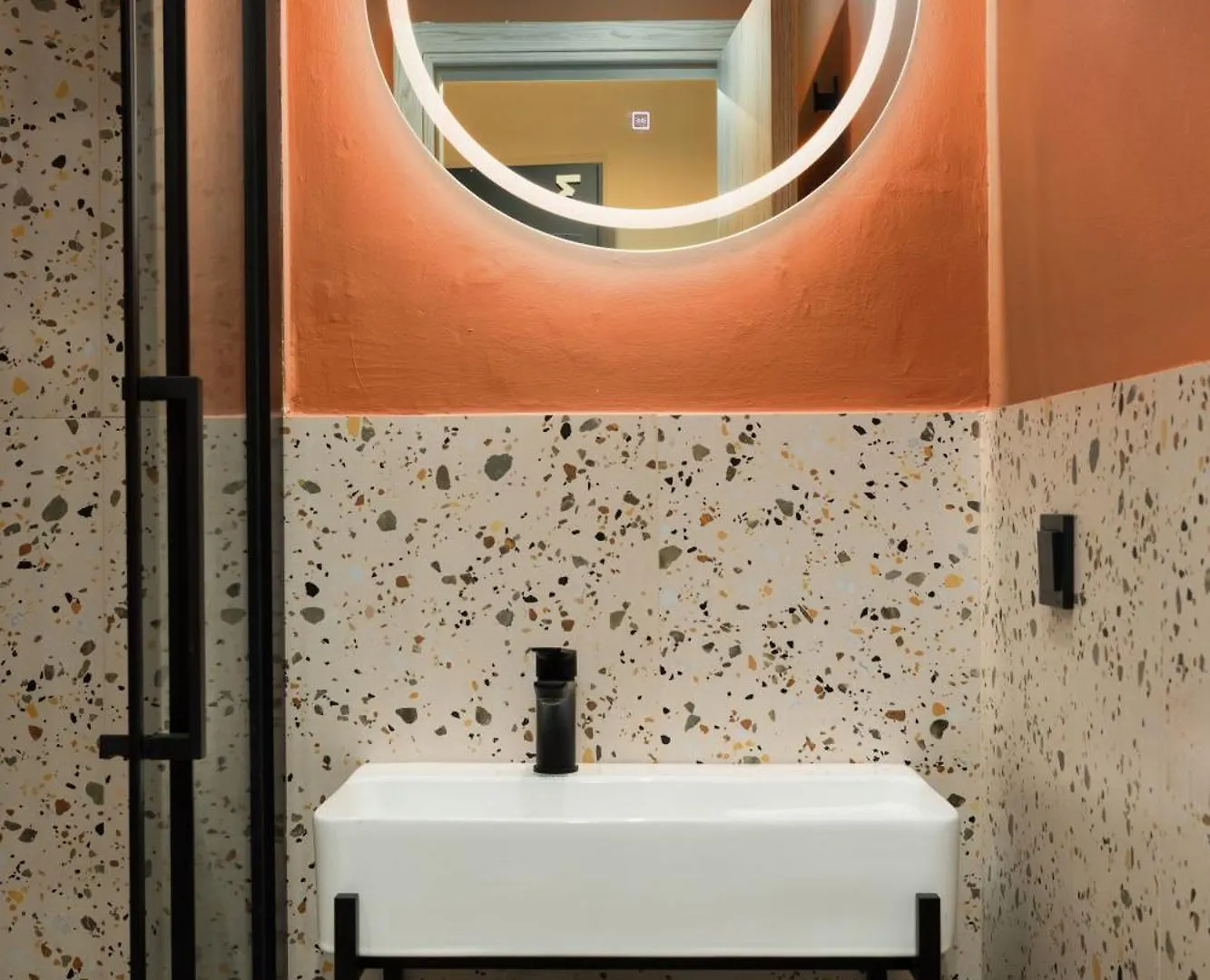 Ermou Boutique Suites By Nest Thessaloniki Apartment